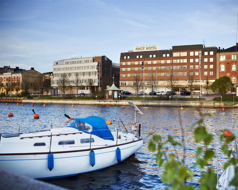 First Hotel Stadt Härnösand Eksteriør billede